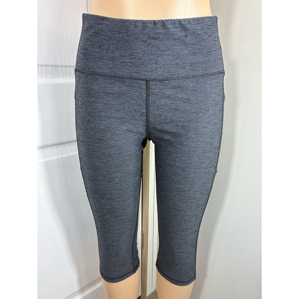 Avia Leggings Women sz M Gray Capri Activewear Workout Gym Yoga phone pocket